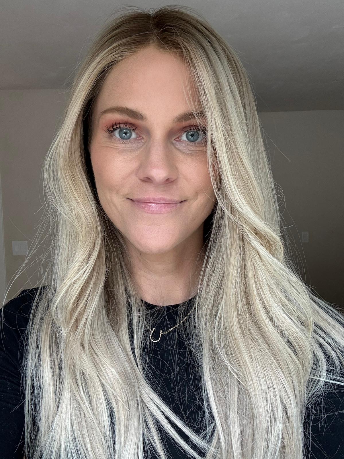 Krista | 22” Small Root Processed Blonde – Classic Collection
